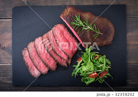 roasted beef, cross rib roasted beef, cross rib 32359202