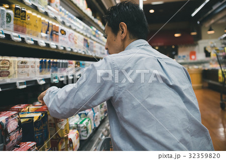 supermarket 32359820