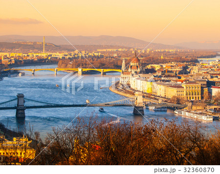 Budapest cityscape with Parliament and Chain 32360870