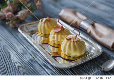 Zephyr Marshmallow flavored with lemon are on Zephyr Marshmallow flavored with lemon are on 32361442