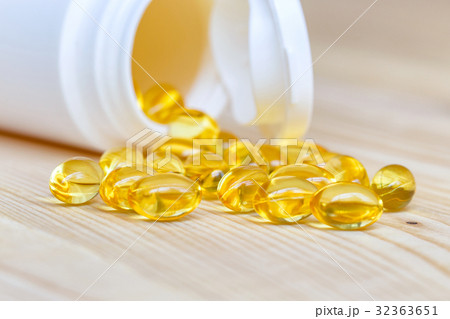 Fish oil capsules with omega 3 and vitamin D Fish oil capsules with omega 3 and vitamin D 32363651