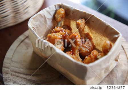 Buffalo wings on wood background 32364877