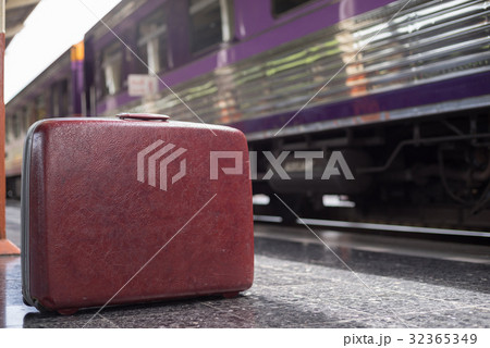 red vintage travel bags at trainstation red vintage travel bags at trainstation 32365349