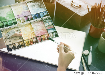 Artist painting colors illustration stationery on table 32367225