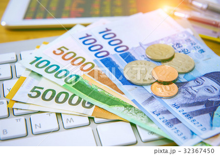 South Korean won currency and finance business.  32367450