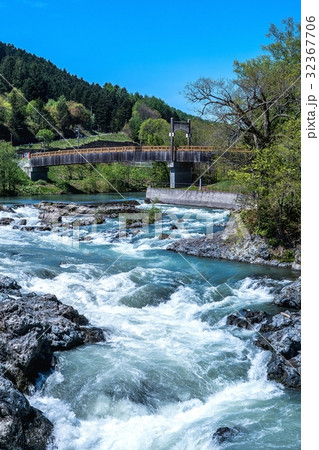 滝上公園　錦仙峡　滝上渓谷　蛟竜の滝　（滝上町） 32367706