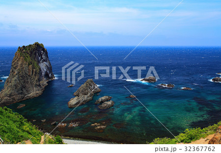 シャコタンブルー　島武意海岸 32367762