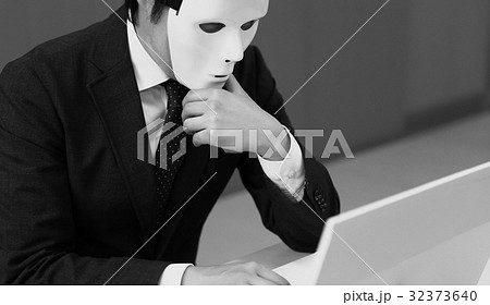 オレオレ詐欺 32373640