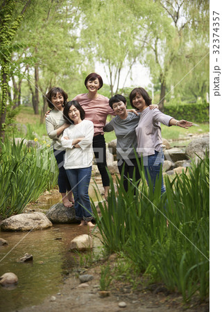 同窓生 同級生 女性 32374357