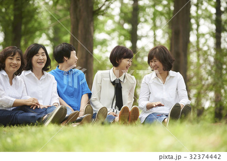 感情 会話 対話 32374442