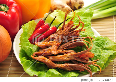 タマネギ 玉ねぎ 玉葱 32376071