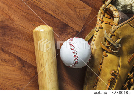 Baseball 32380109