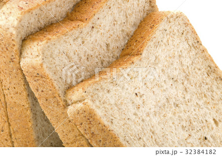 胚芽入り食パン 32384182