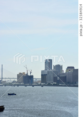大阪市街地、安治川沿いの風景 32384914