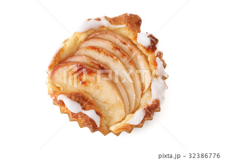 アップルパイ りんごのタルト ケーキ お菓子 白背景 32386776