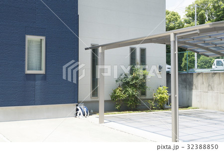 住宅 カーポート イメージ ポリカーボネート板 2台分 住宅 カーポート イメージ ポリカーボネート板 2台分 32388850