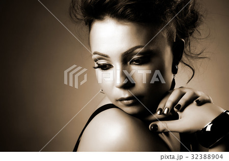 pretty girl pretty girl 32388904