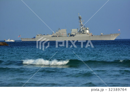 伊豆半島 イージス艦・マスティン 停泊 多々戸浜 海水浴場 (静岡県 南伊豆) 伊豆半島 イージス艦・マスティン 停泊 多々戸浜 海水浴場 (静岡県 南伊豆) 32389764