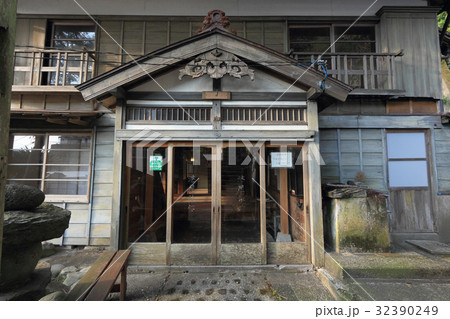 伊豆大島 波浮港踊子の里 32390249