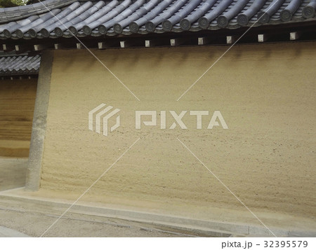 西宮戎神社の大練塀 西宮戎神社の大練塀 32395579