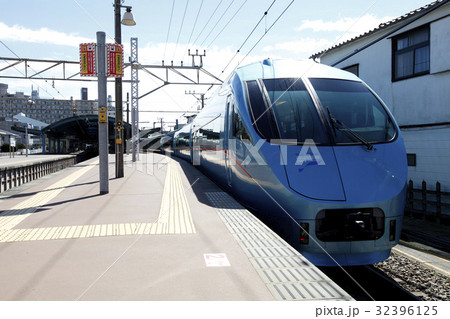 ロマンスカー 32396125