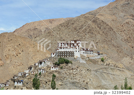 Thiksey Gompa in Ladakh, India Thiksey Gompa in Ladakh, India 32399402