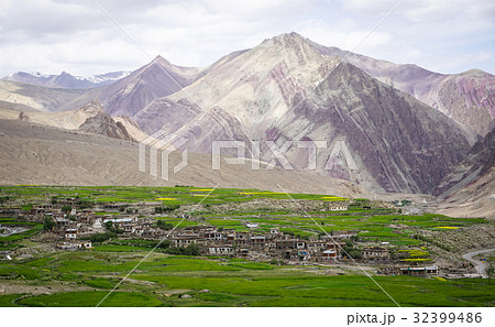 Landscape of Ladakh, Northern India Landscape of Ladakh, Northern India 32399486