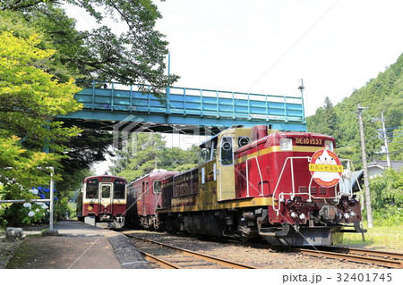 初夏のわたらせ渓谷鉄道 32401745