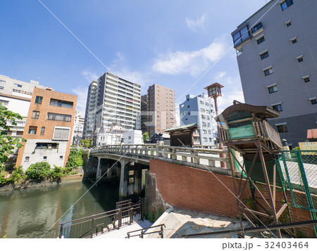 名古屋市都市風景　五條橋と堀川 32403464