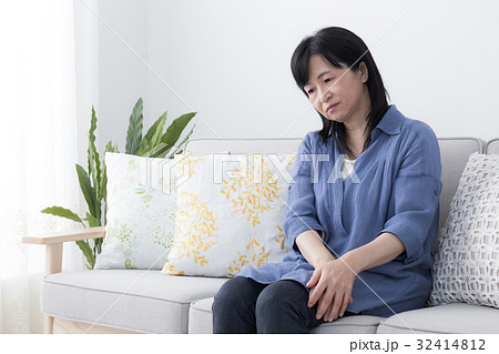 ミドル女性 32414812