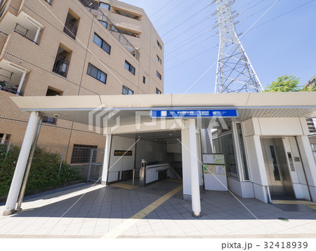 名古屋市瑞穂区　瑞穂運動場東駅　3番出入口　エレベーター 32418939