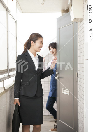 専業主夫とキャリアウーマン 32419638