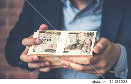 お金 お金 32421528