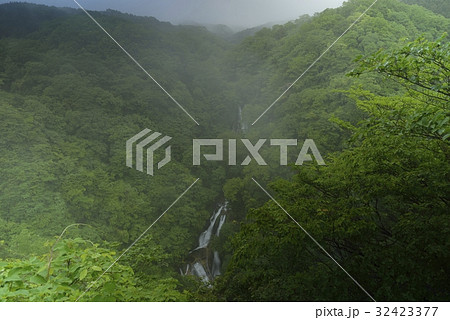 霧降ノ滝・日光(栃木県) 霧降ノ滝・日光(栃木県) 32423377
