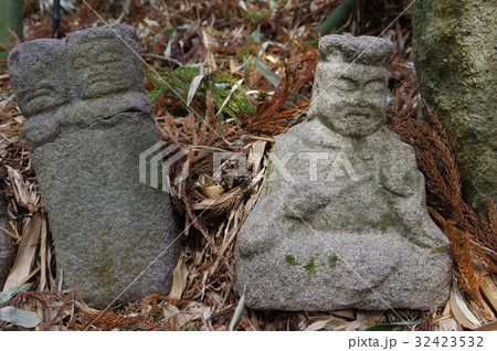 信州の文化財　守屋貞治の祖父　守屋貞七の十王像　中川村竹ノ上供養場 32423532