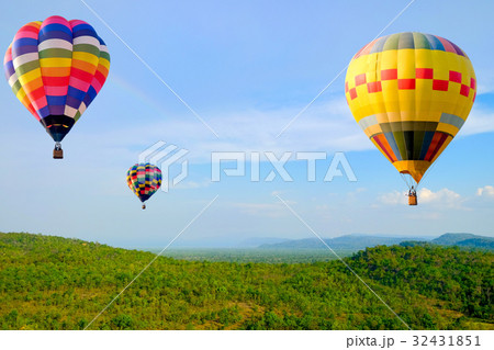Three Hot-air Balloon floating in the sky Three Hot-air Balloon floating in the sky 32431851