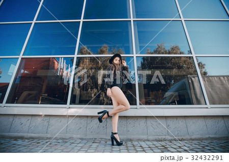 Beautiful stylish girl 32432291