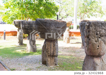 ラッテストーン 32432868