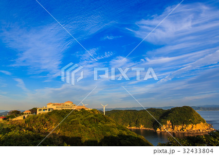 崎戸北緯33度線展望台の夕日 32433804