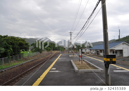 JR西日本 山陰本線 仁万駅 JR西日本 山陰本線 仁万駅 32435389