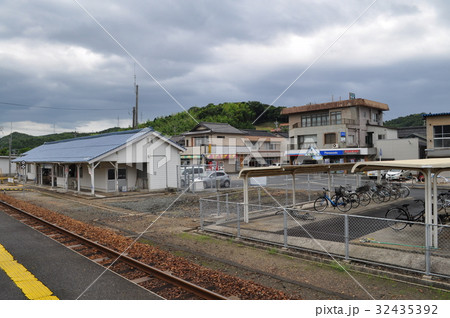 JR西日本 山陰本線 仁万駅 JR西日本 山陰本線 仁万駅 32435392