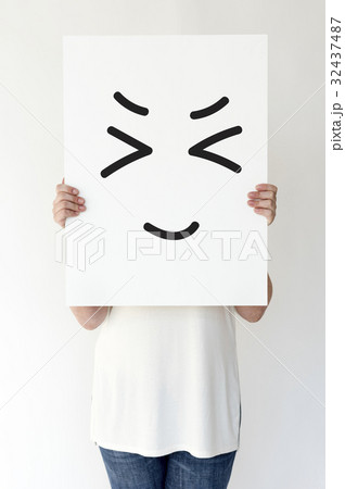 Illustration of smiley face on banner 32437487