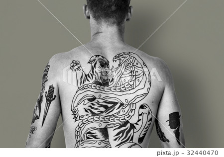 Man close up back view photoshoot Man close up back view photoshoot 32440470