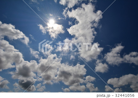 太陽、空、雲、7月中旬 32441056