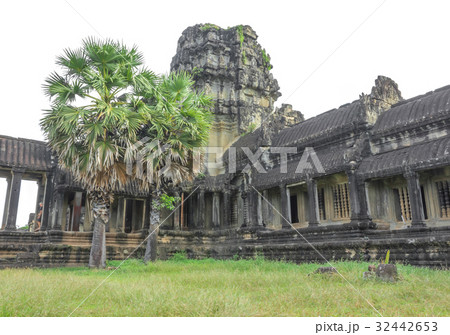 Angkor Wat Angkor Wat 32442653