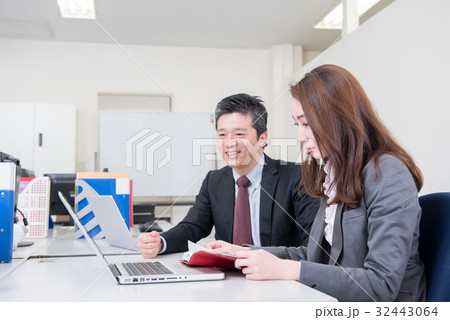 オフィスイメージ 32443064