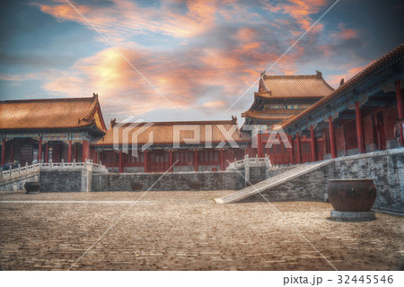 Forbidden City 32445546