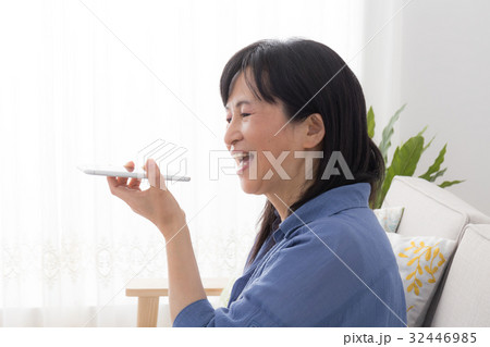 ミドル女性 32446985