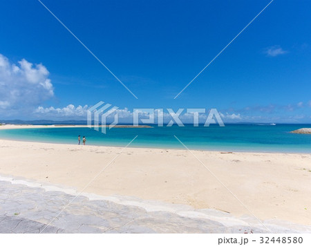 沖縄安座真ビーチ 32448580