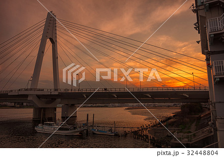 【東京夜景】　大師橋　大田区　夕暮れ 32448804